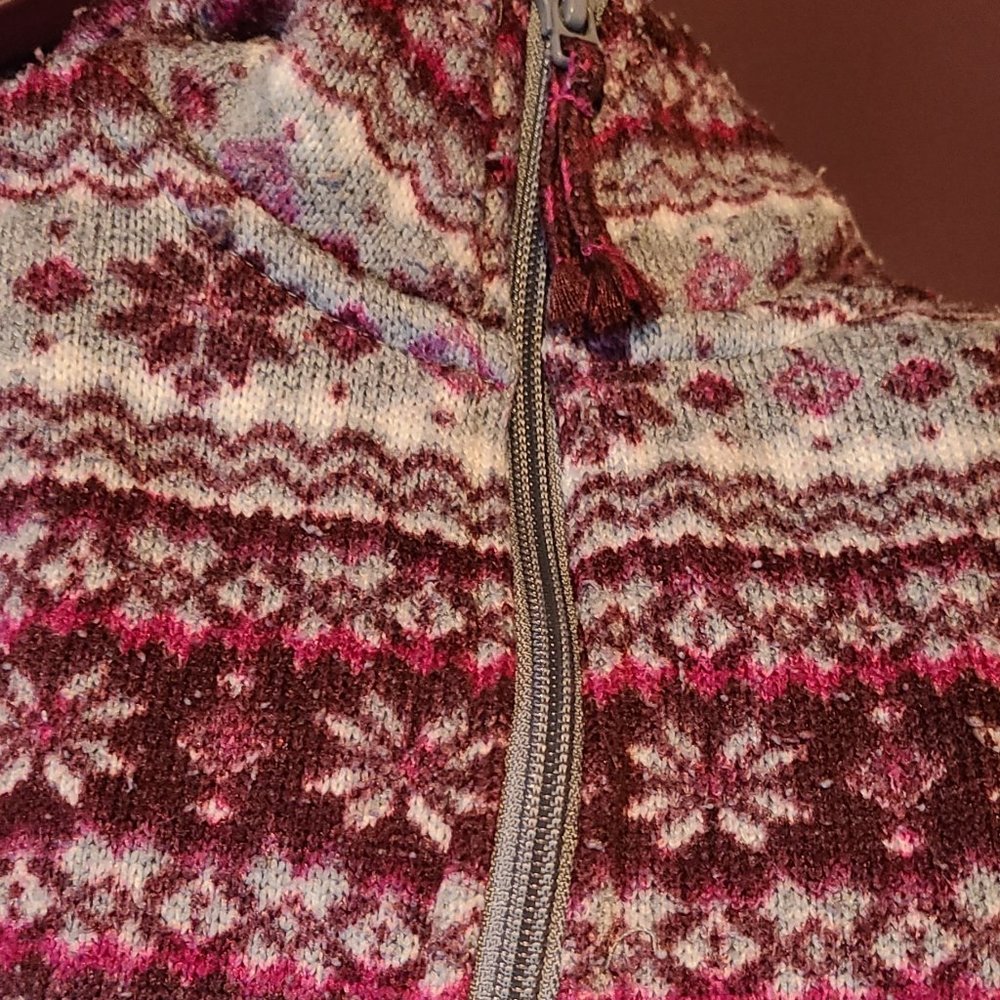 Fall/Winter Sweater - Picture 3 of 4